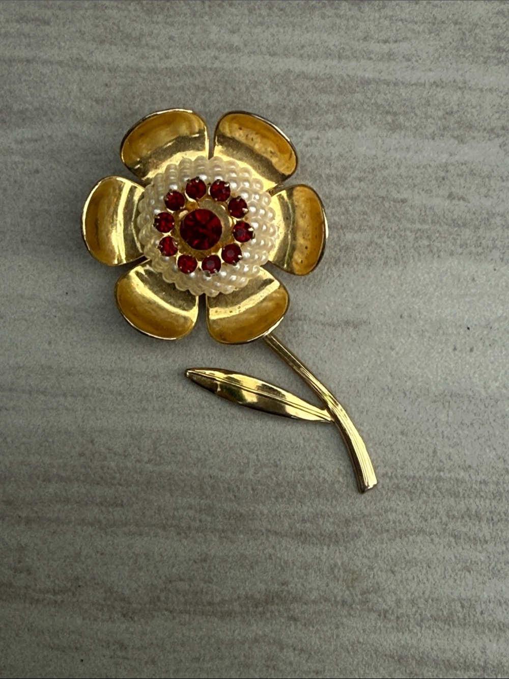 Vintage Gold flower Brooch with baby pearl & Red Crystal Center